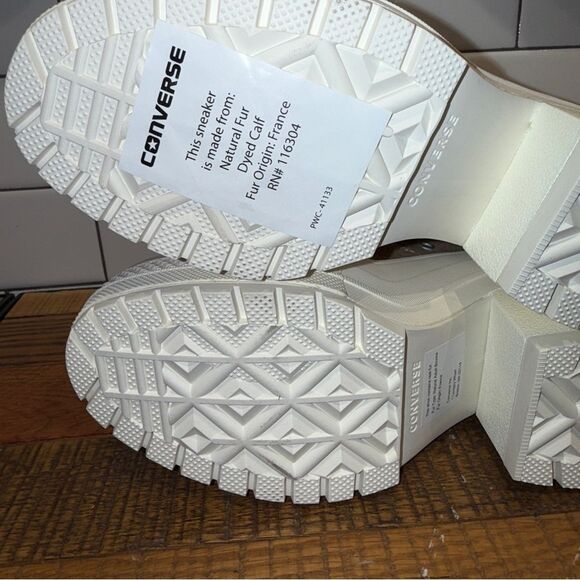 New Women's Converse Chuck 70 De Luxe Heel Platform Sneakers Real Fur A12813C - Picture 7 of 8